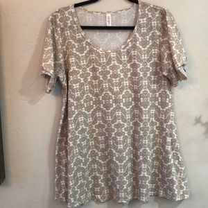Khaki and white design LLR perfect t
